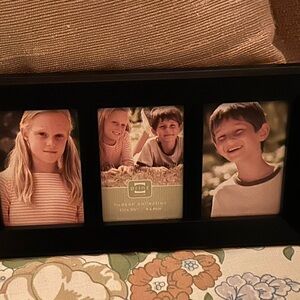 Black Frame by Pearhead